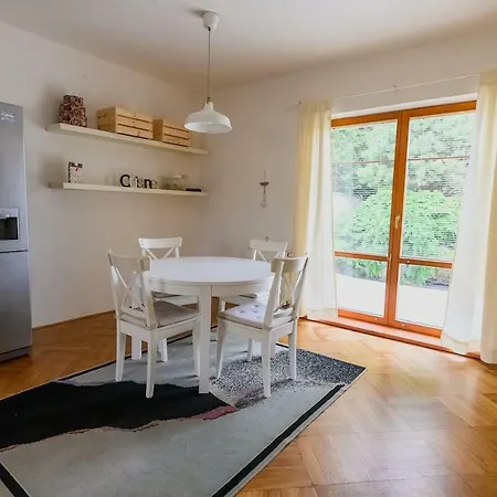 Casa de Férias Family House With Free Parking In Quiet Area Brandýs nad Labem-Stará Boleslav
